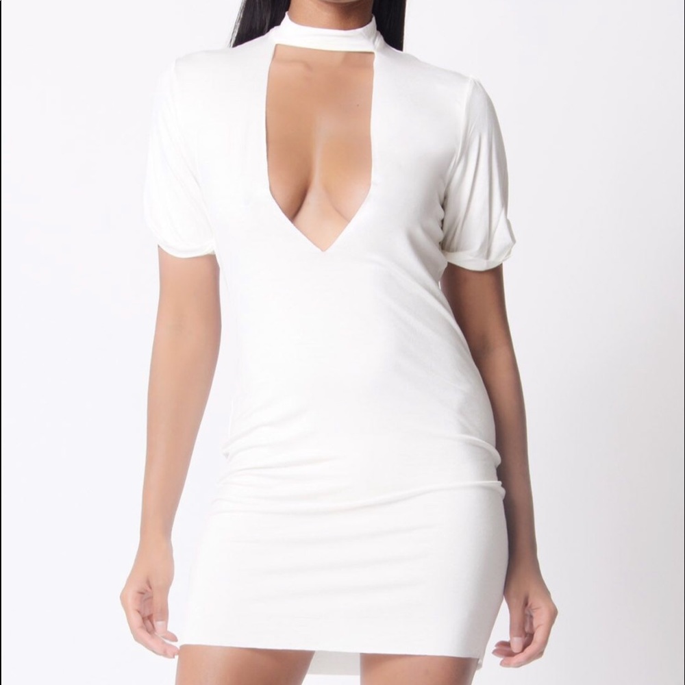 TRENDY IVORY DRESS👗🛍🛍